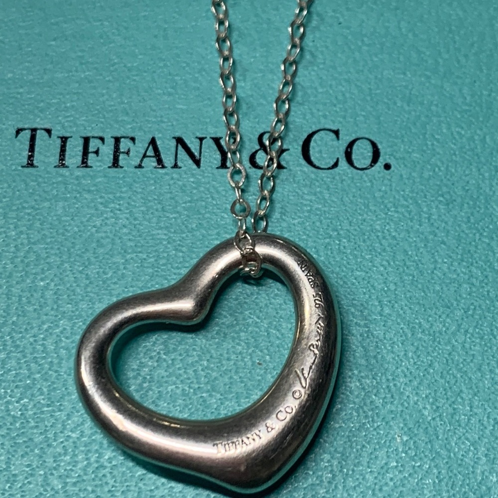 Tiffany Elsa Peretti open heart pendant